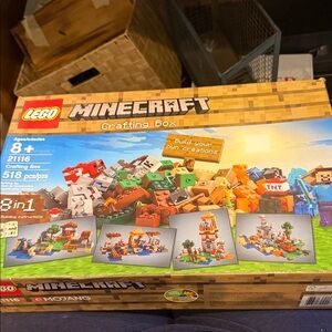 LEGO Minecraft Crafting Box 21116 - Multicolor. UNOPENED!!! Never used! 2014